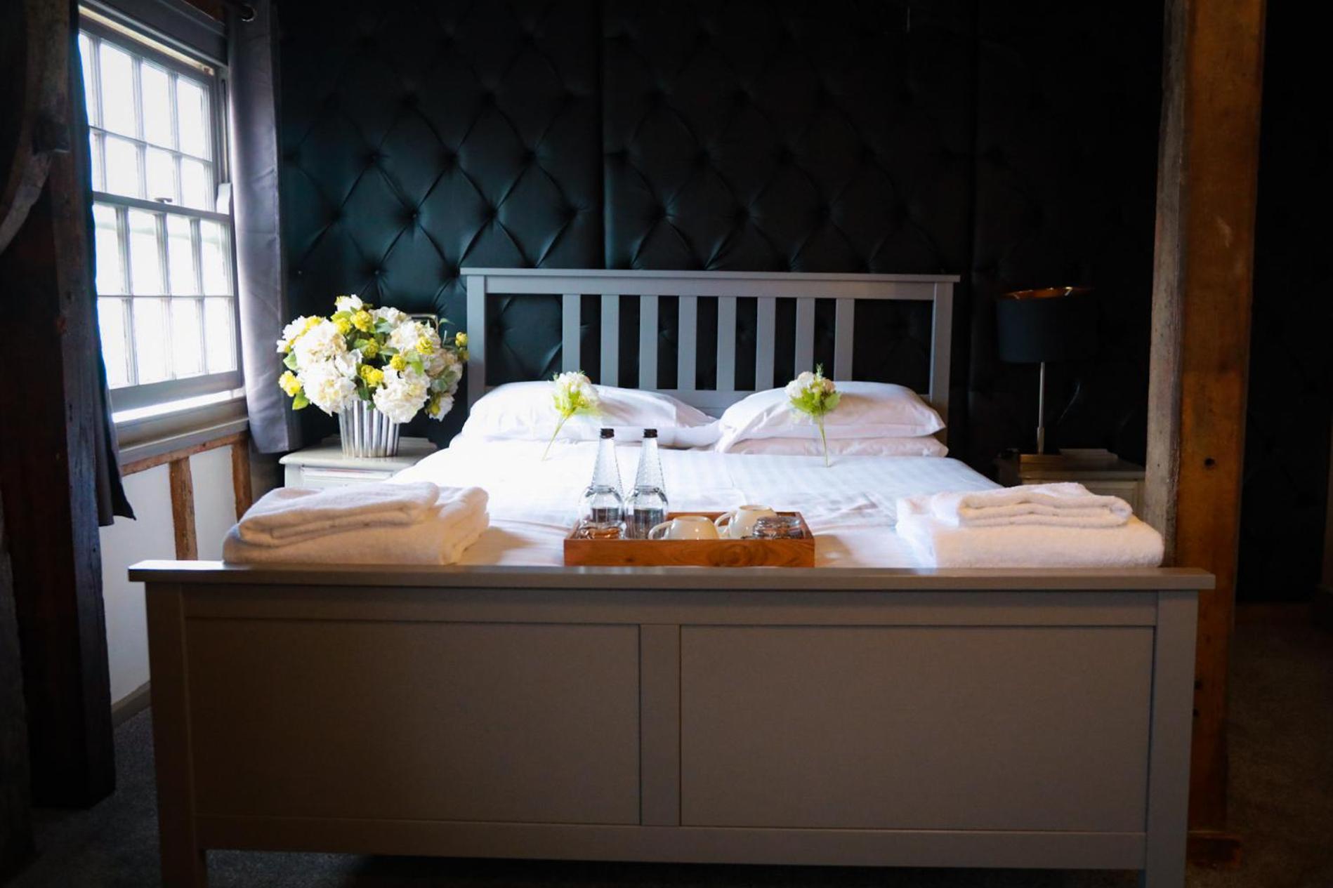 The Riverside Inn Chelmsford Bagian luar foto