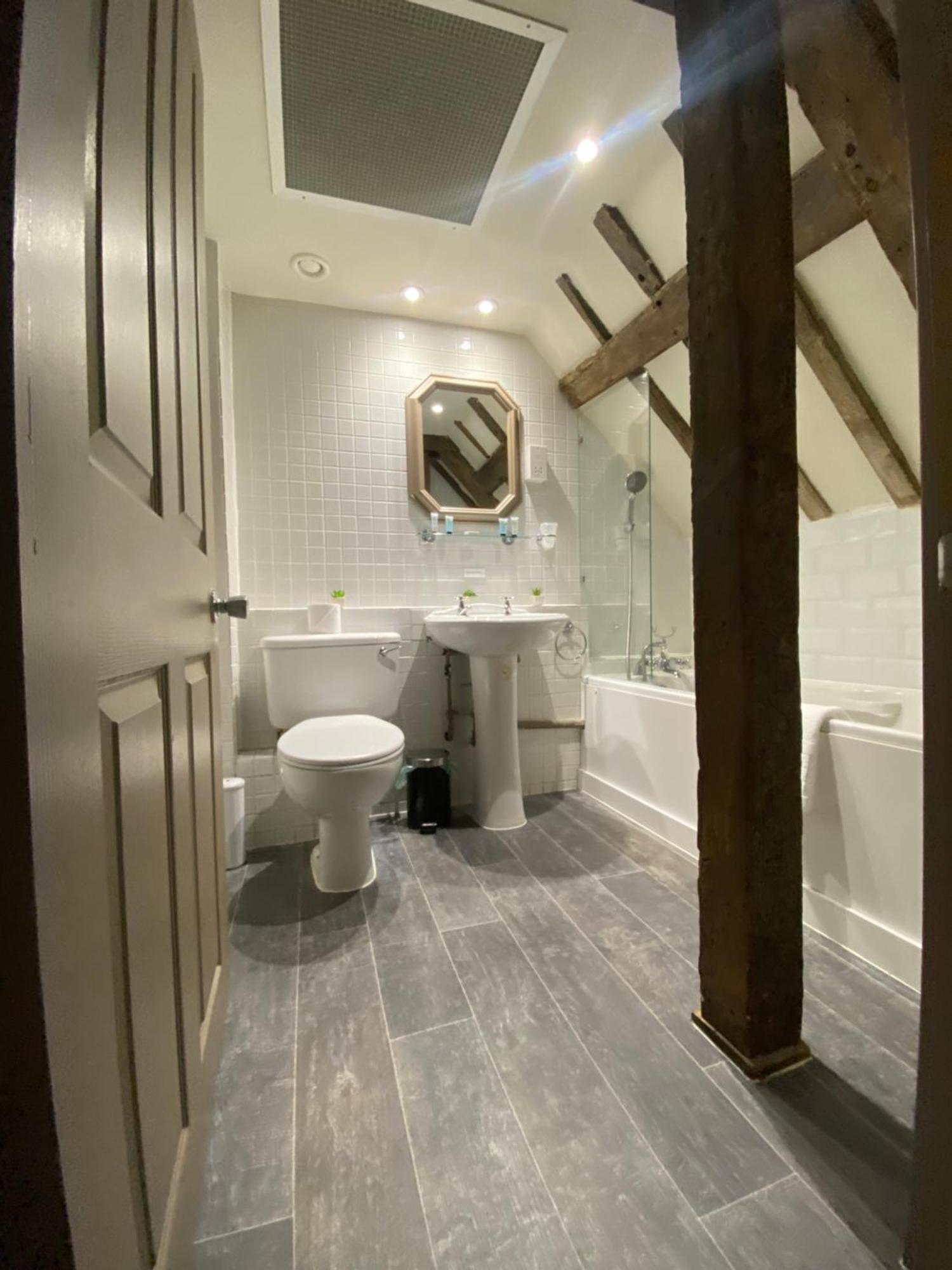 The Riverside Inn Chelmsford Bagian luar foto