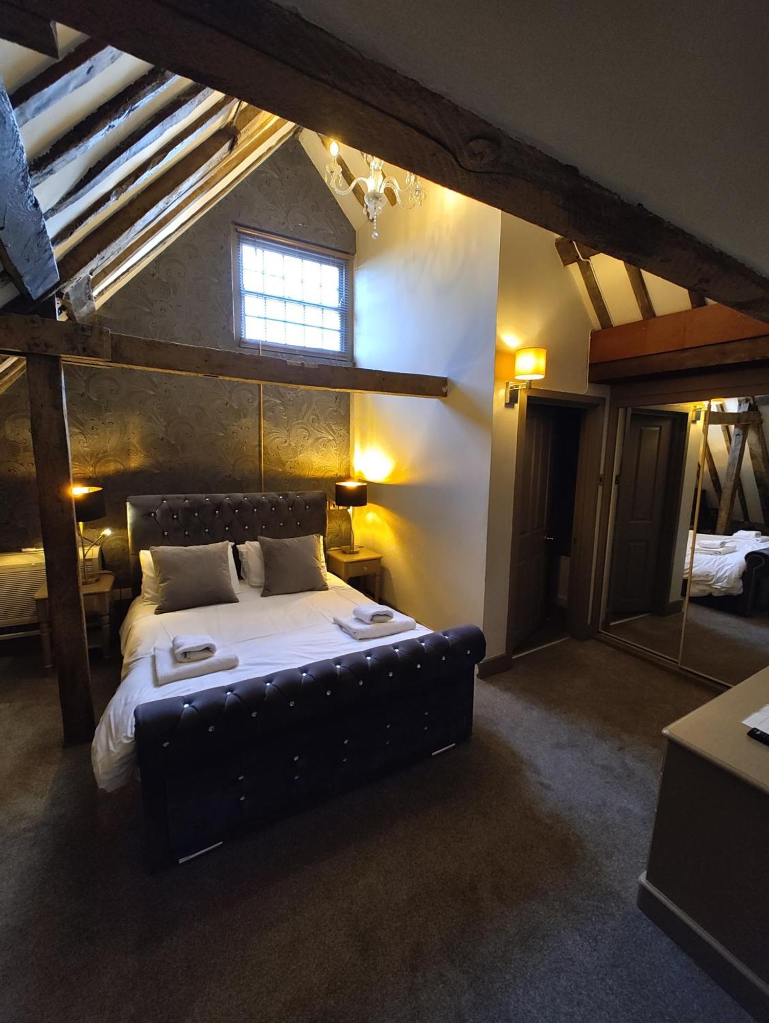 The Riverside Inn Chelmsford Bagian luar foto