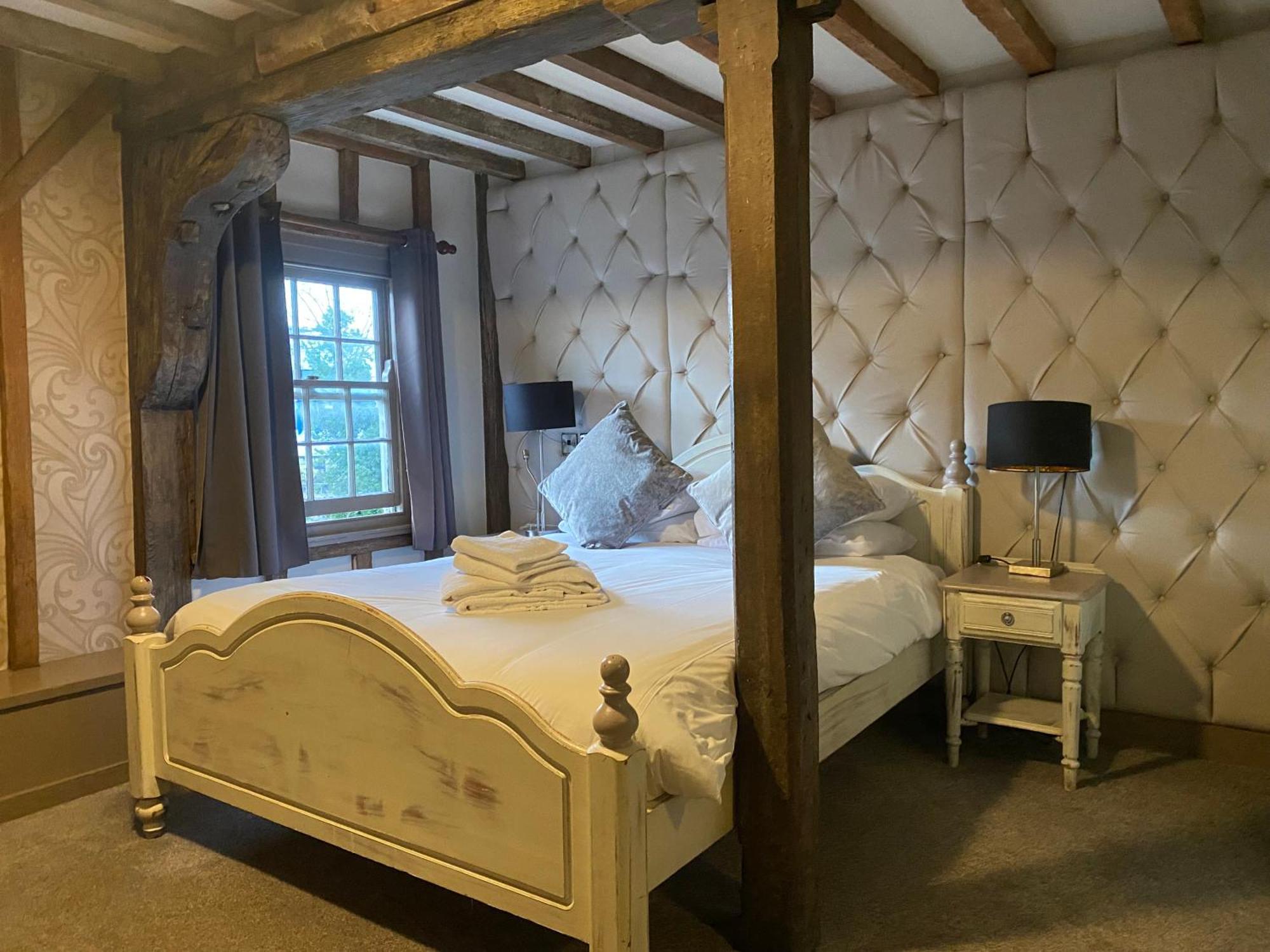 The Riverside Inn Chelmsford Bagian luar foto