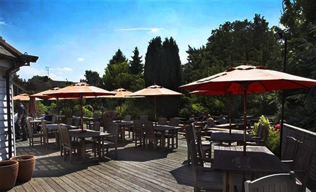 The Riverside Inn Chelmsford Bagian luar foto