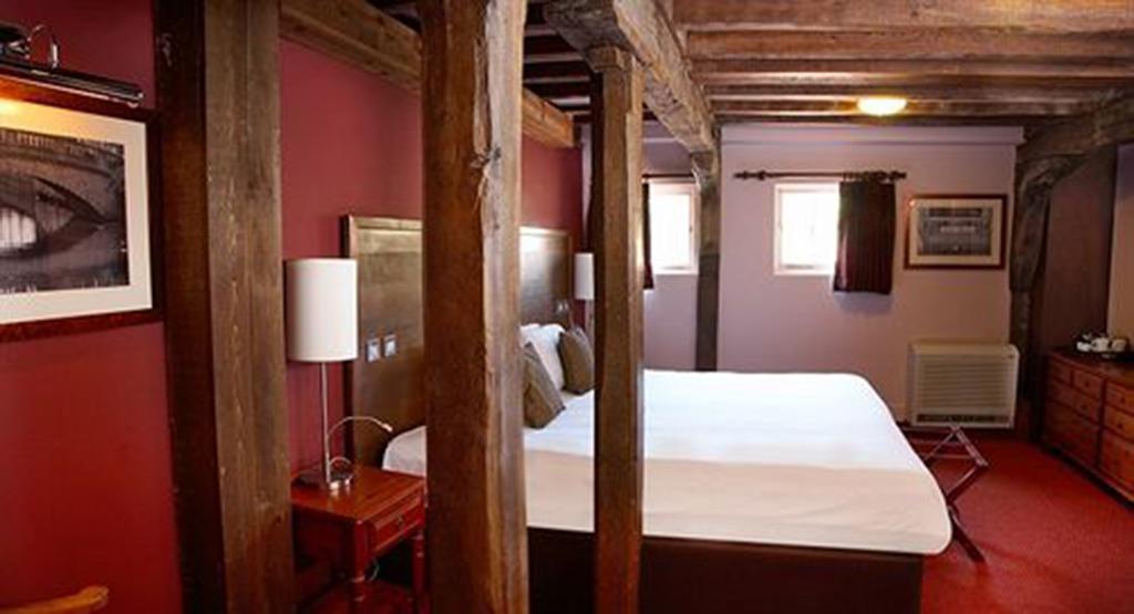 The Riverside Inn Chelmsford Ruang foto