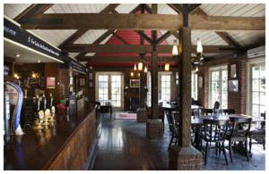 The Riverside Inn Chelmsford Bagian luar foto