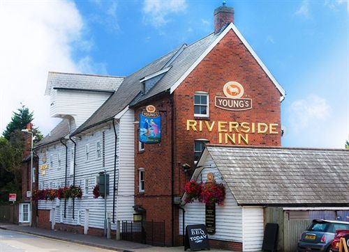 The Riverside Inn Chelmsford Bagian luar foto