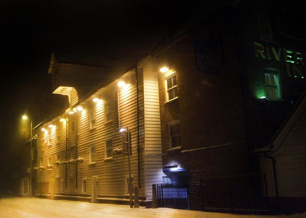 The Riverside Inn Chelmsford Bagian luar foto