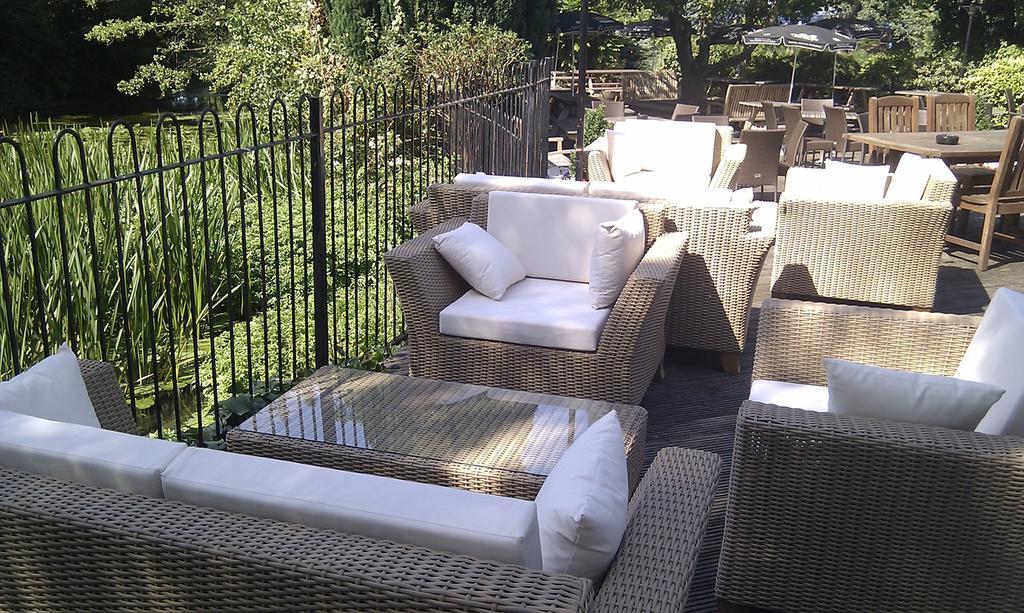The Riverside Inn Chelmsford Bagian luar foto