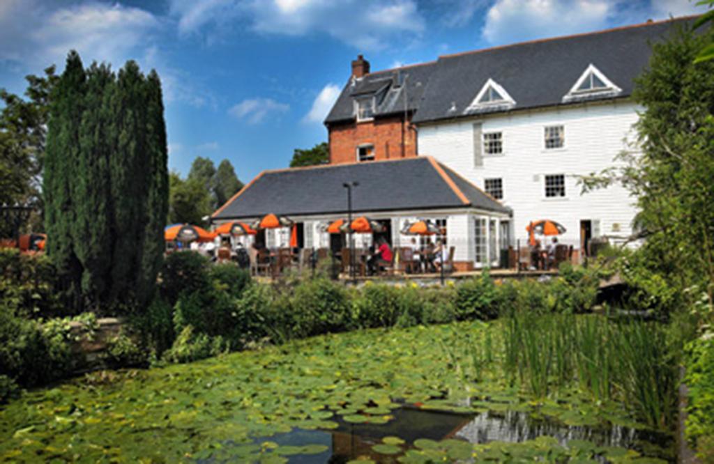 The Riverside Inn Chelmsford Bagian luar foto
